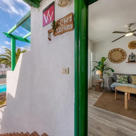 Chez Carmen Allegranza - Pool View - By Lanzarote Apartment