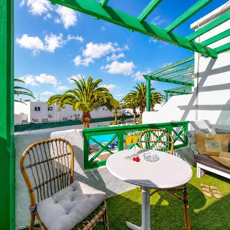 Chez Carmen Allegranza - Pool View - By Lanzarote